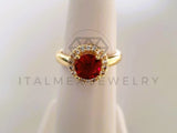 Anillo de Lujo - 103873 - Anillo Biselado CZ Color Roja Oro Laminado 18K