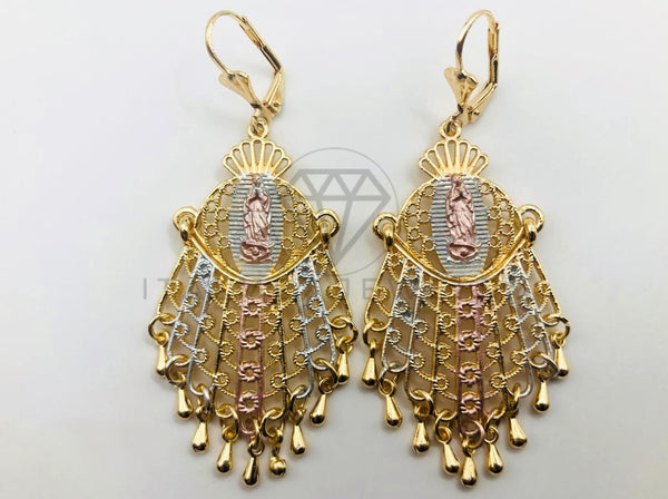 Arete de Lujo - 102895 - Arete Largo Filigrana con Virgen Oro Laminado 18K