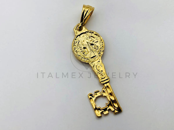 Dije de Lujo - 104192 - Dije Llave San Benito Dorado - Oro Laminado 18K