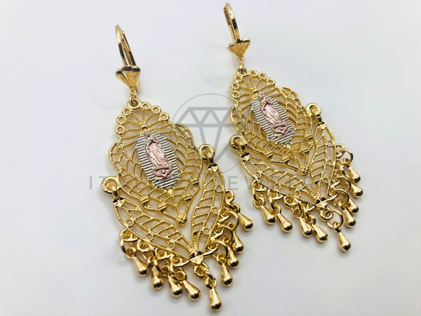 Arete de Lujo - 102892 - Arete Largo Filigrana con Virgen de Guadalupe Oro Laminado 18K