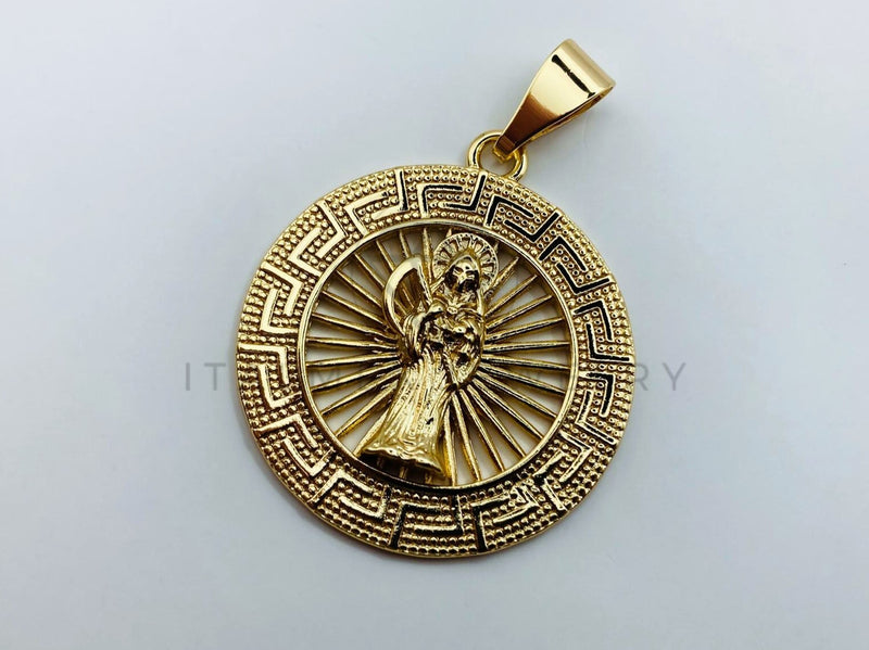 Dije de Lujo - 105714 - Dije Medalla Muerte con Grecas Oro Laminado 18K