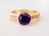 Anillo de Dama - 105380 - Anillo Solitario con Circonia Morada Oro Laminado 18K