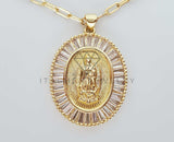 Collar Elegante - 101573 - Collar Medalla Virgen Guadalupe CZ Clara Oro Laminado 18K