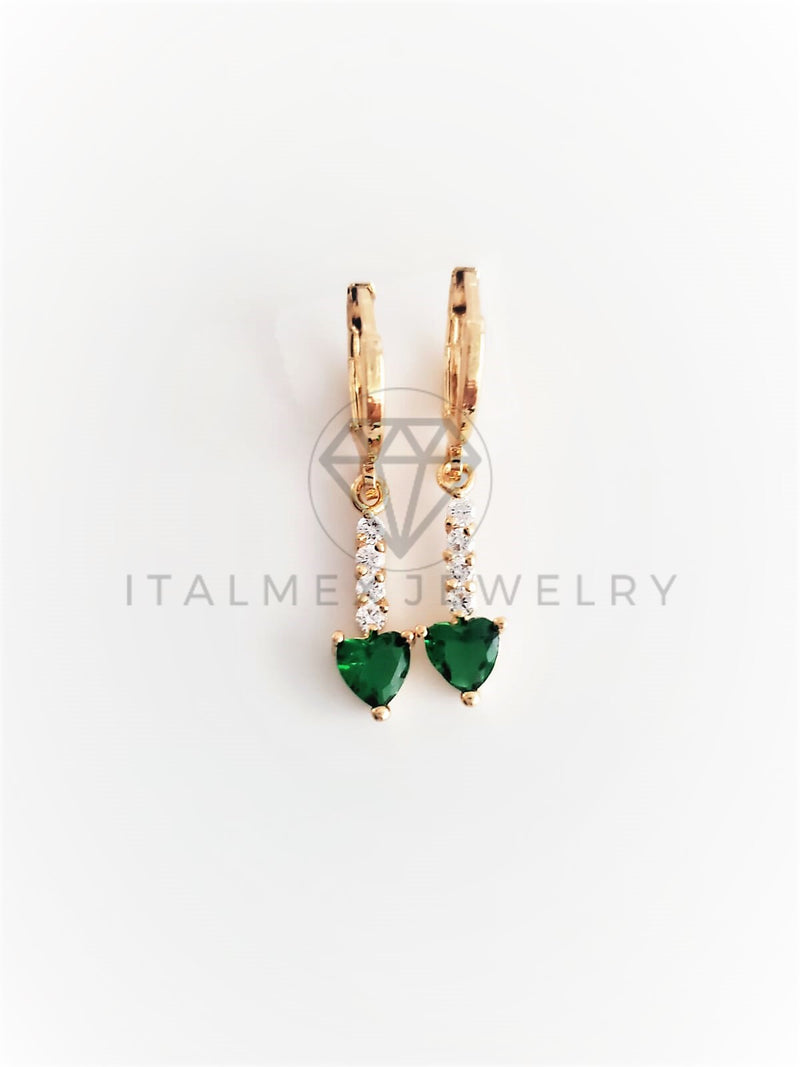 Arete Elegante - 102819 - Diseño de Tira y Corazón con CZ Clara Oro Laminado 18K